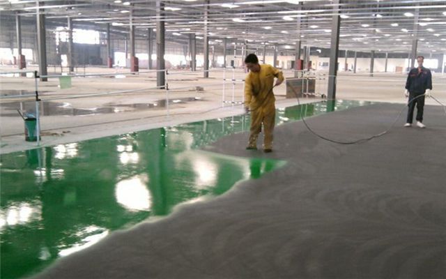 環(huán)保地坪涂料施工時(shí)的噴涂技巧有哪些？