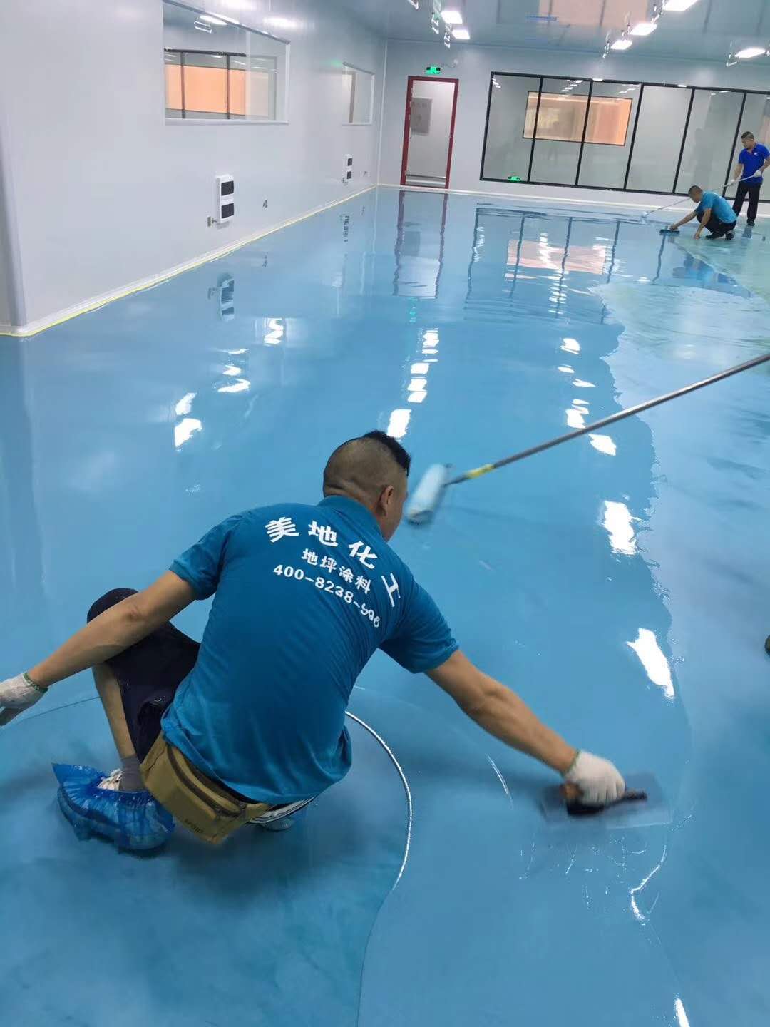 環(huán)氧地坪漆工費(fèi)多少錢(qián)一平方