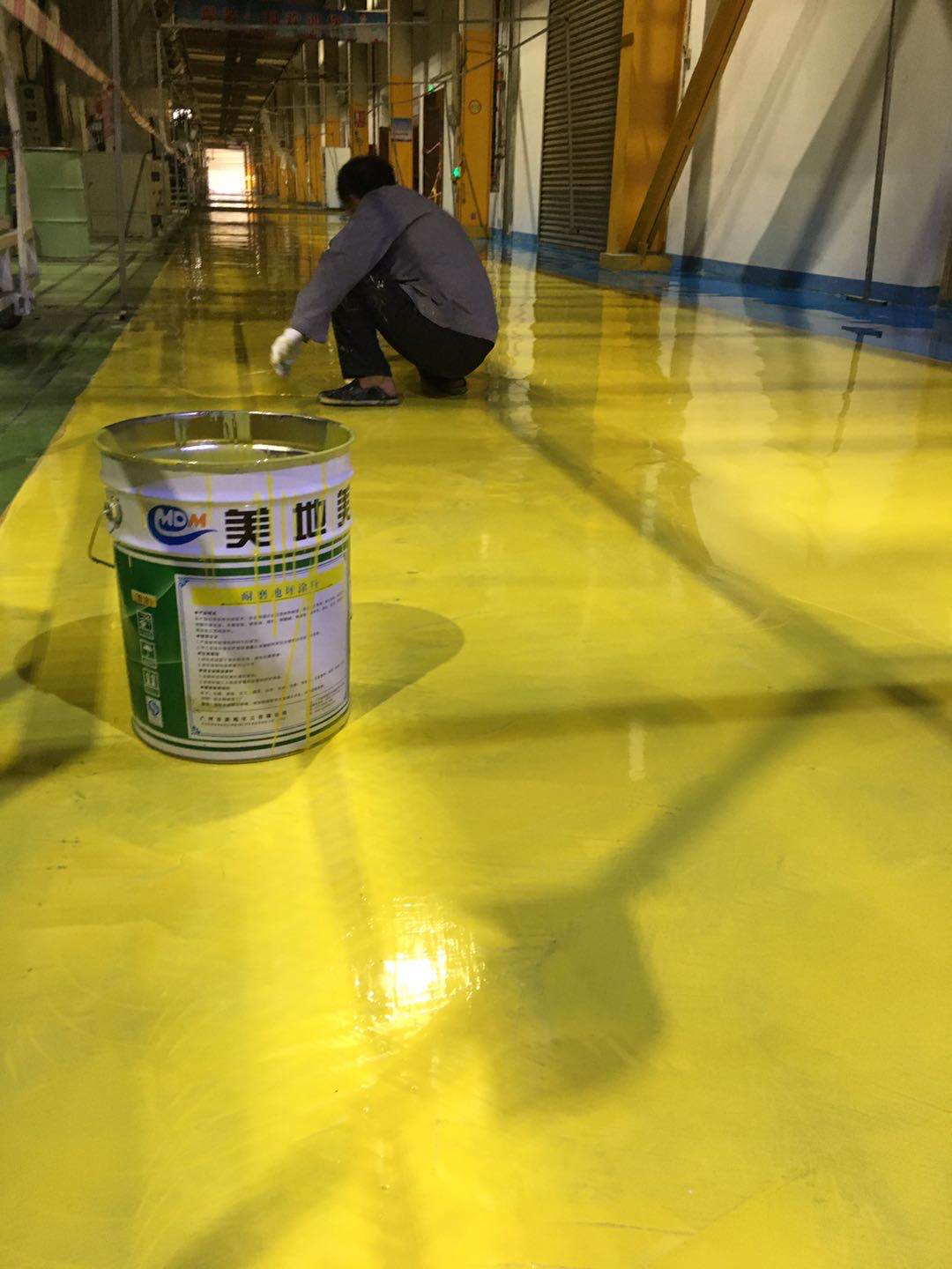車庫環(huán)氧地坪施工標(biāo)準(zhǔn)有哪些